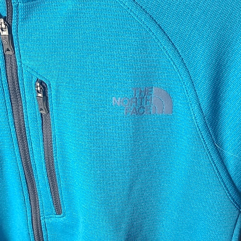 THE NORTH FACE Men's Blue Grey Pullover Flashdry Size Small